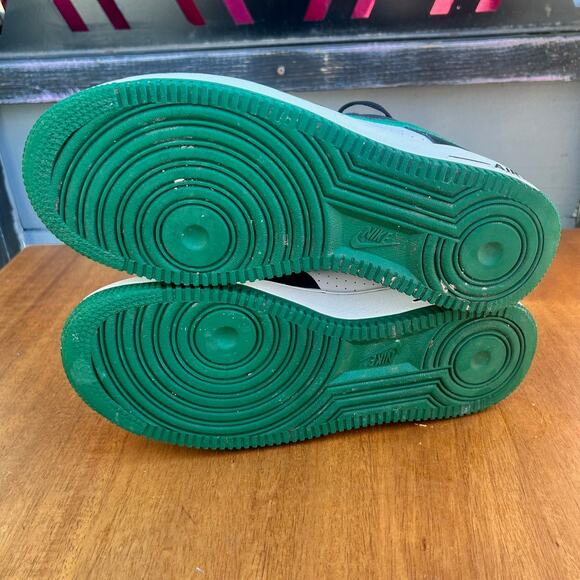 Nike Air Force 1 Low Celtics Paul Pierce '82 Sneakers Size 6.5Y 314192 031 - Picture 8 of 9